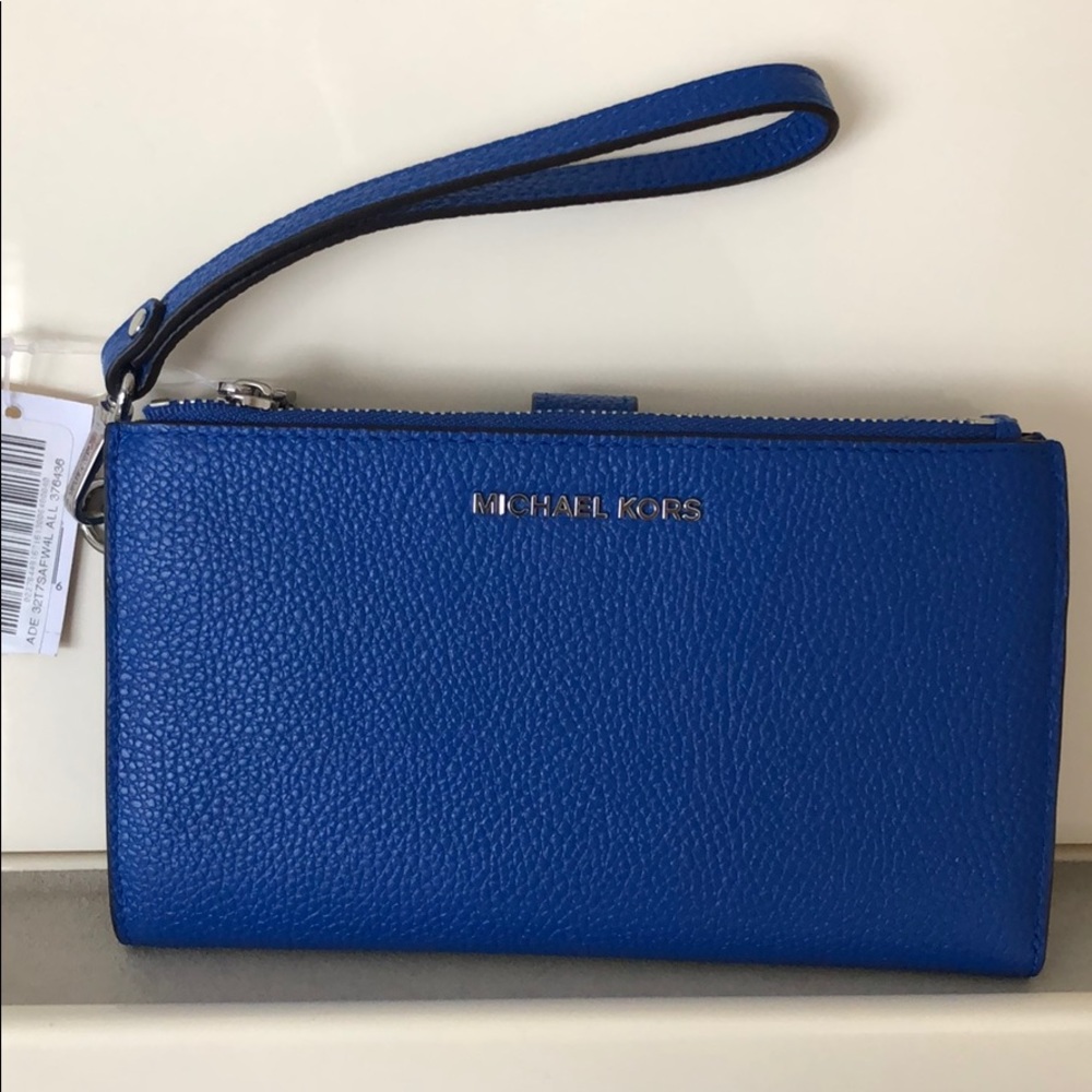 Michael Kors Wristlit